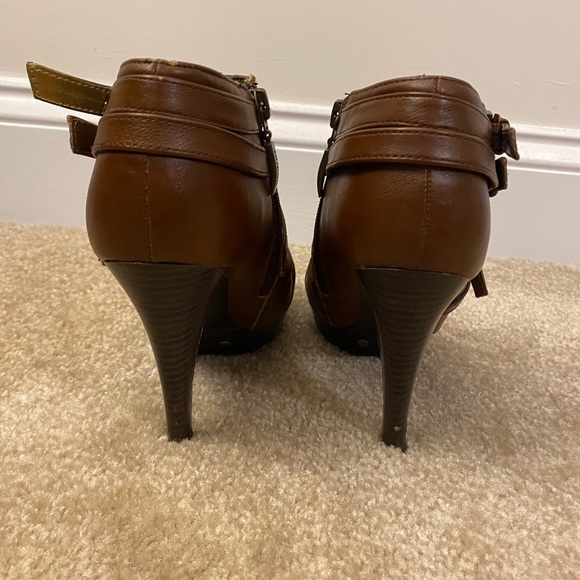 Booties - Picture 7 of 8